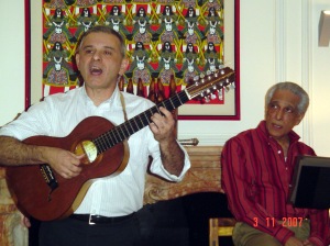 Sarau em Lisboa, com o amigo e grande violeiro Roberto Correa (2010)